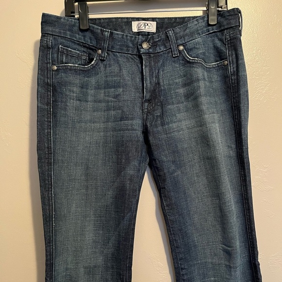 Deluxe Premium Denim Blue Jeans by Express - Picture 5 of 15